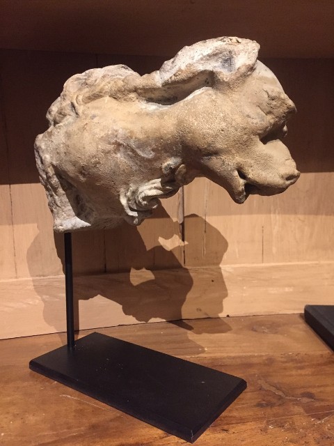 Waterspuwer waterspuwer stenen sculptuur - Afbeelding 2