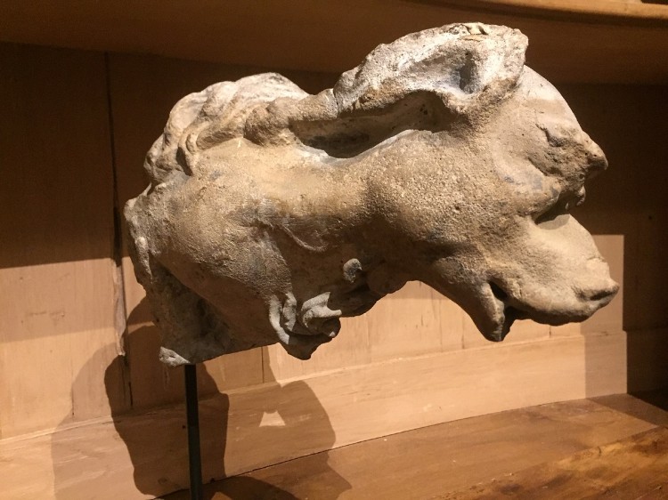 Waterspuwer waterspuwer stenen sculptuur - Afbeelding 4