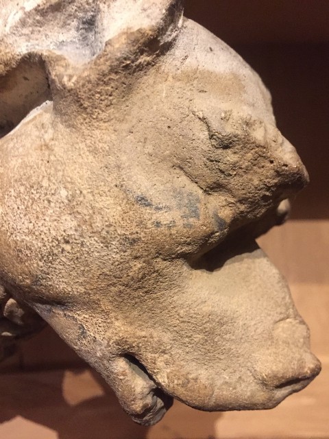 Waterspuwer waterspuwer stenen sculptuur - Afbeelding 7