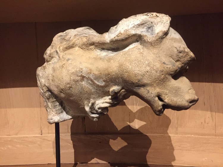 Waterspuwer waterspuwer stenen sculptuur - Afbeelding 9