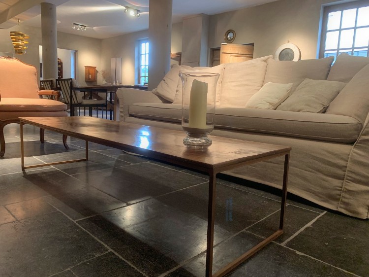 notenhouten salontafel - Afbeelding 3