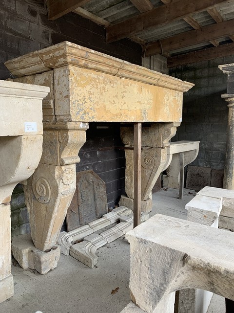 stenen schoorsteenmantel uit de renaissance - Afbeelding 5