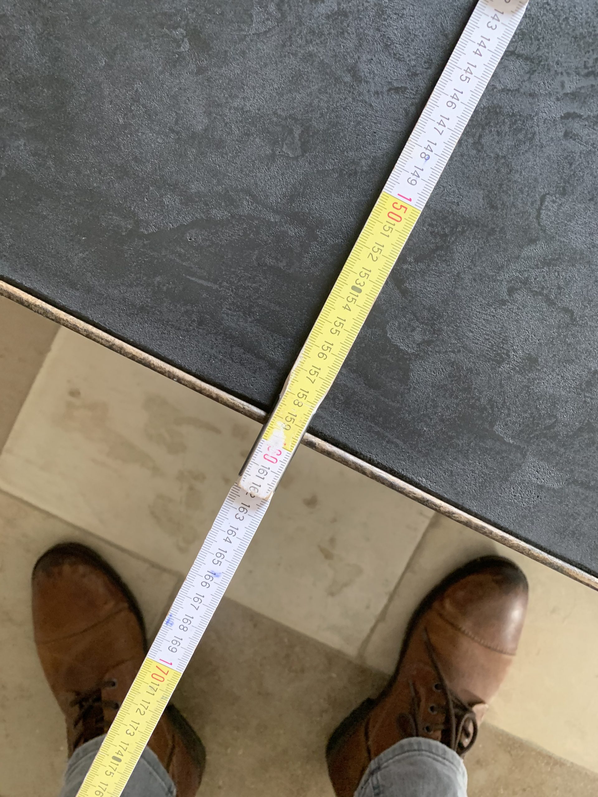 Luna Salontafel Old Walnut, ijzer en marmer gips - Afbeelding 11