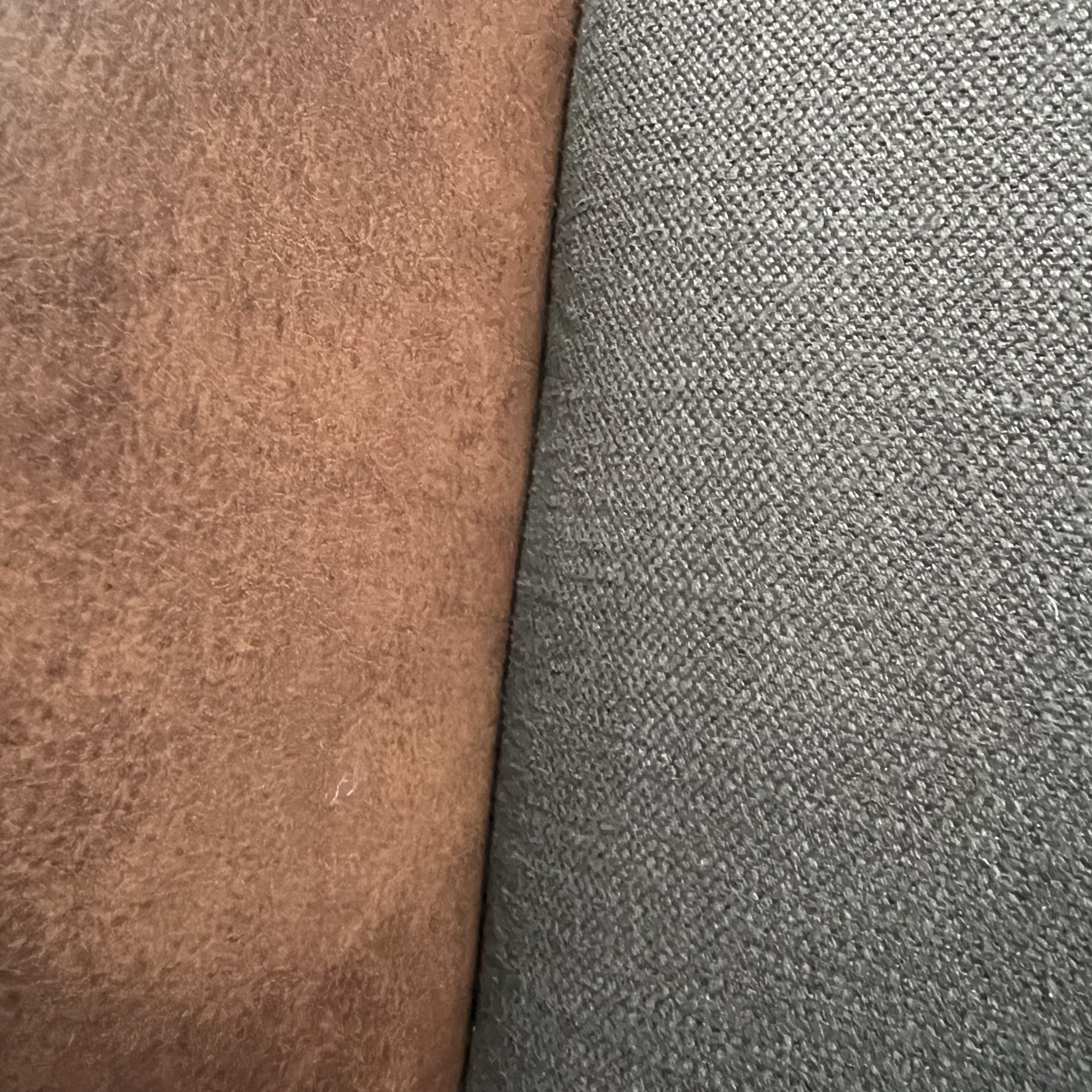 Franse oorfauteuil van leer en linnen uit het begin van de 18e eeuw - Afbeelding 12