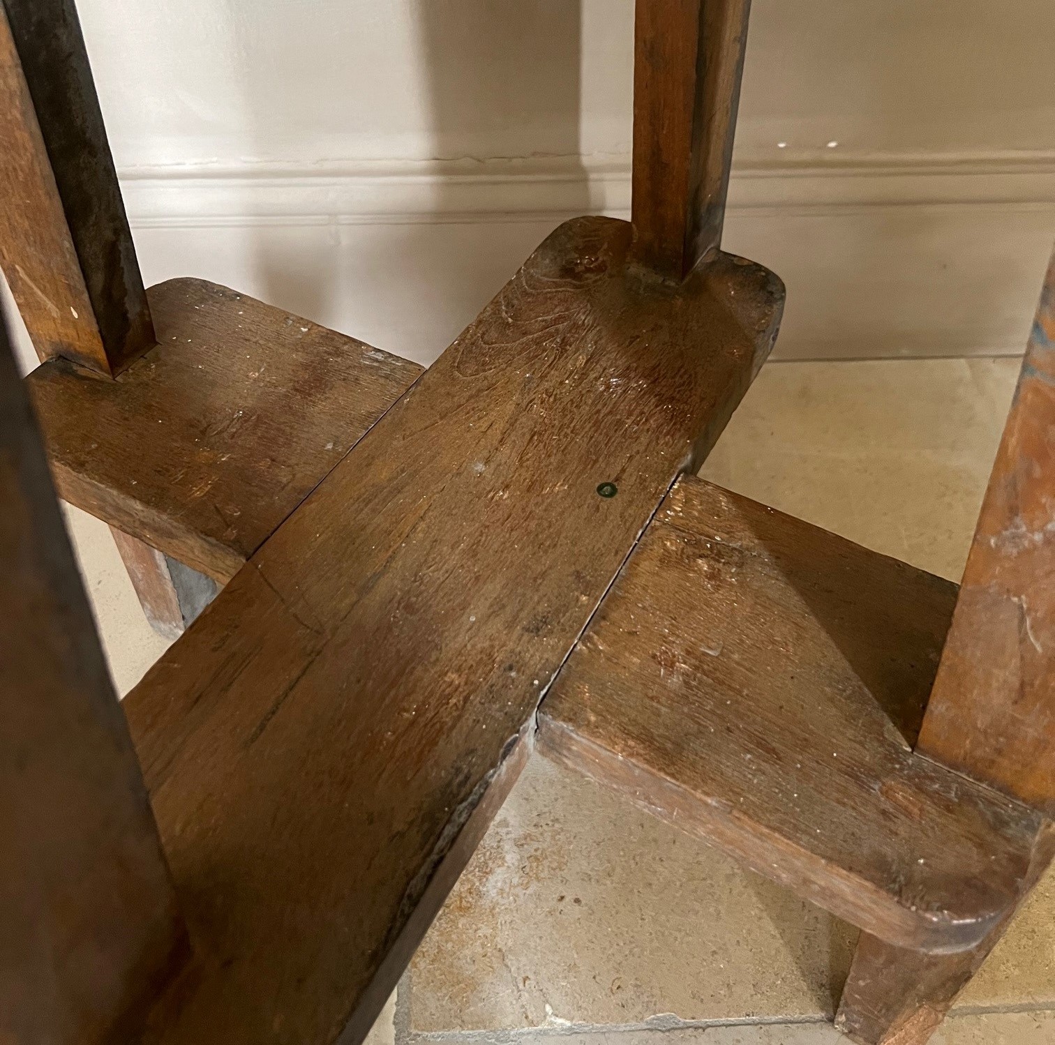 Pierre Jeanneret Chandigarh hoge kruk met canework PJ-011001 - Afbeelding 5